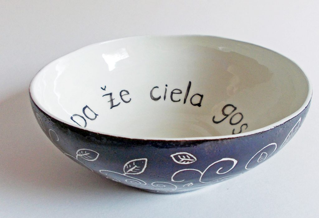 unikatna keramika školjka